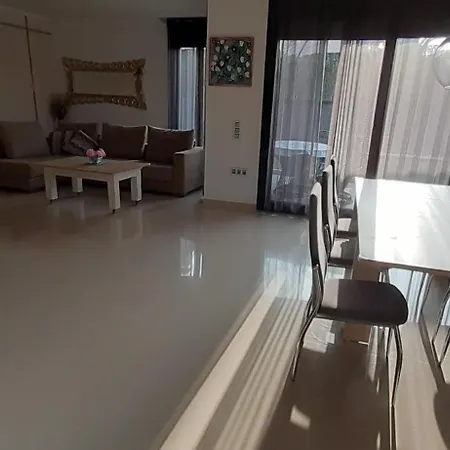 Holiday home De Lujo Con Jardin, Piscina Y Aparcamiento Todo Privado. Salou