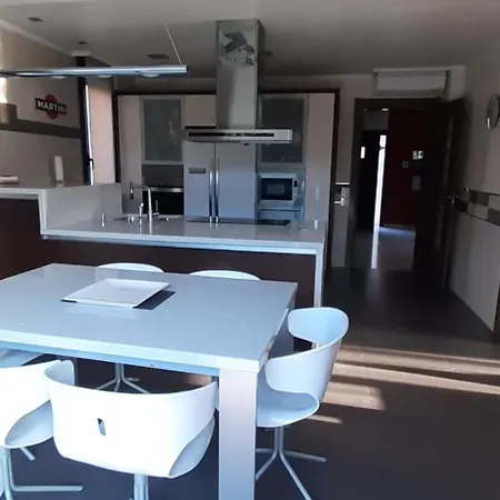 De Lujo Con Jardin, Piscina Y Aparcamiento Todo Privado. Salou