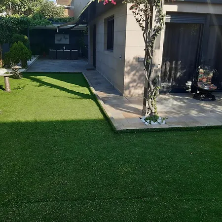 Holiday home De Lujo Con Jardin, Piscina Y Aparcamiento Todo Privado. Salou